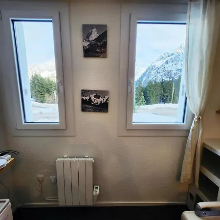 Pratique En Rdc, Au Calme, Avec Vue *