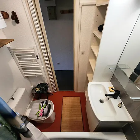 Apartment Pratique En Rdc, Au Calme, Avec Vue
